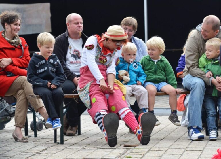 Photo d'Anita le clown dans le public
